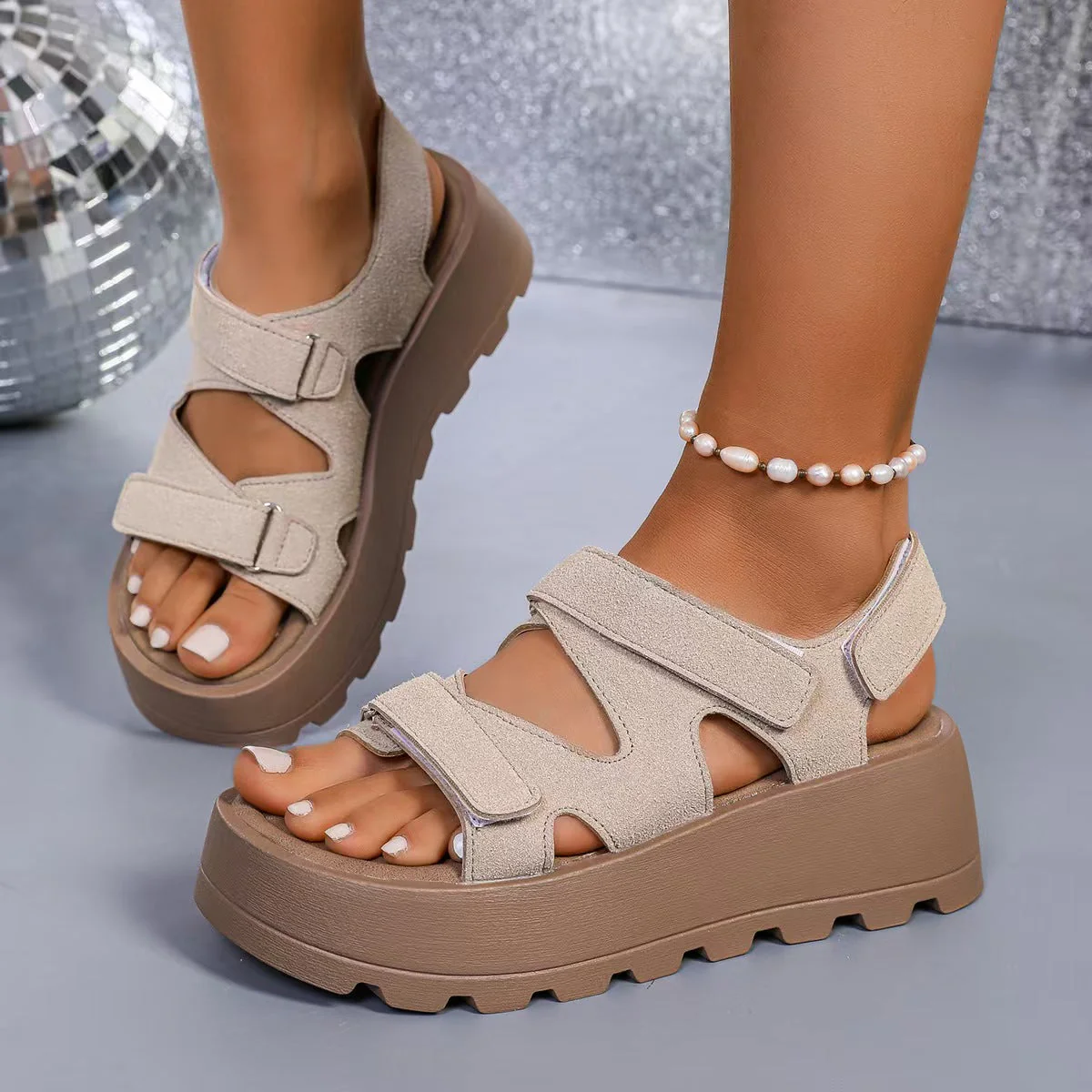 T588-1032  Retro sandals with summer height increase and thick sole - Image 2
