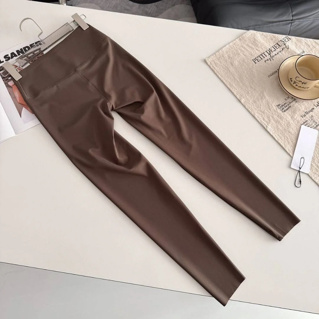T588-1042 Summer new solid color fitness yoga slimming and comfortable women's pants - Image 4