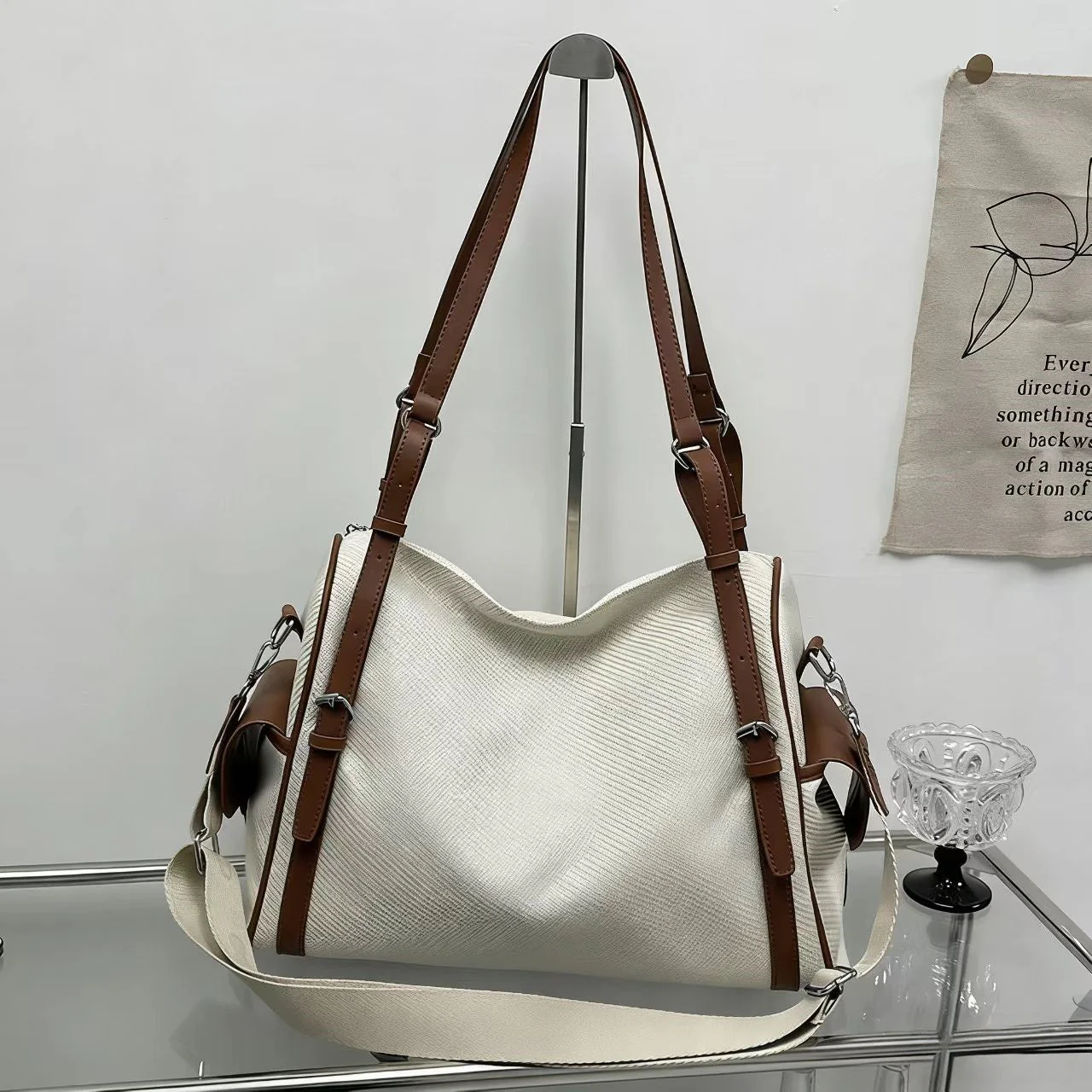 T588-1100 Retro armpit casual versatile temperament crossbody bag - Image 4