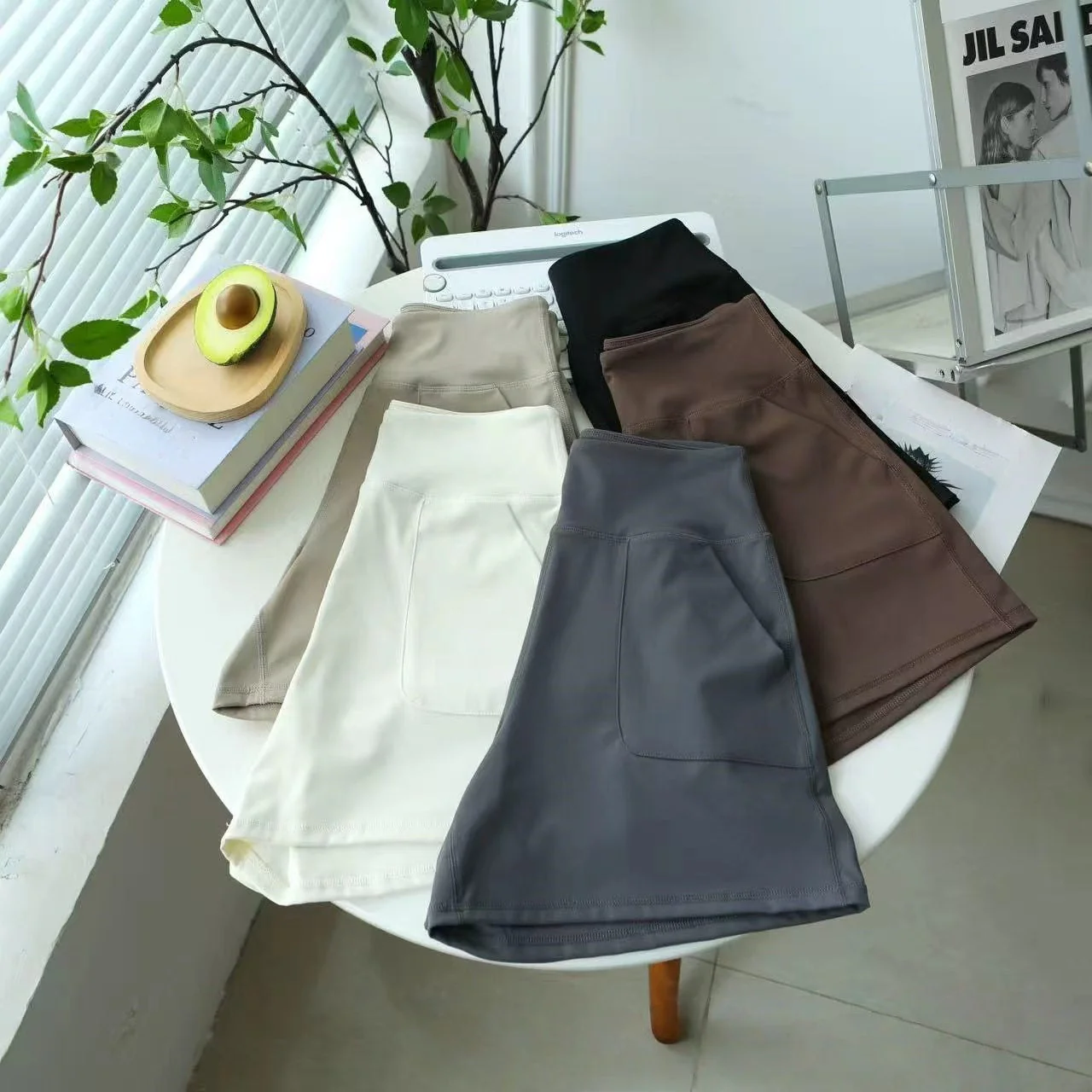 T588-1130 Women's fitness exercise quick drying breathable high waisted shorts - Image 7