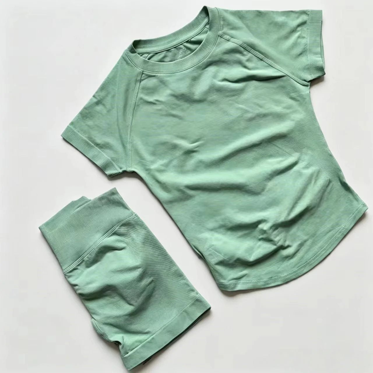 T588-1155 Breathable sports short sleeved shorts set, training exercise yoga fitness suit - Image 4
