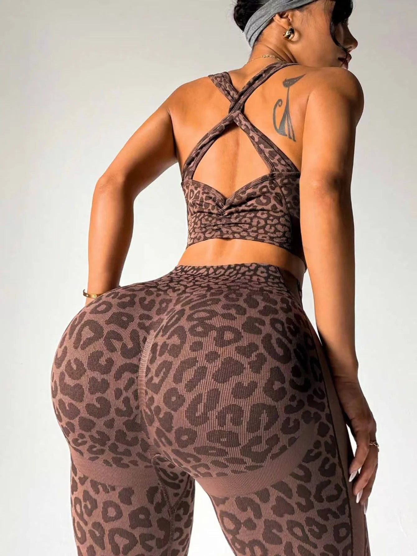 T588-1157   Women's sports leggings set