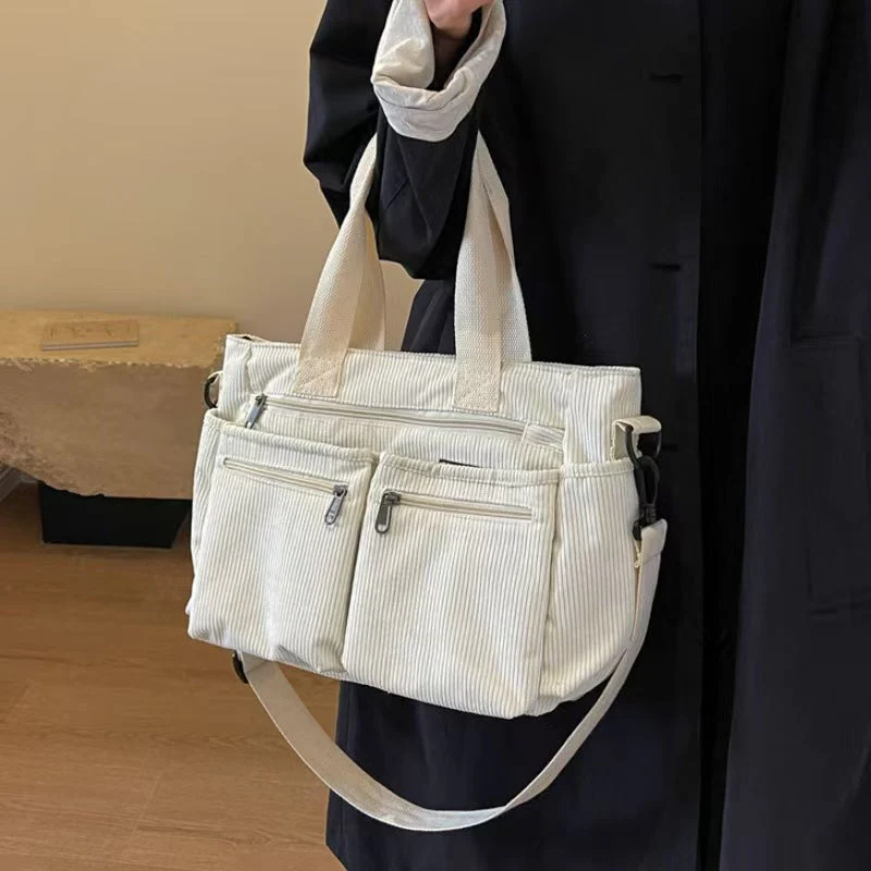 T588-1184  Single shoulder large capacity commuting leisure crossbody bag - Image 4