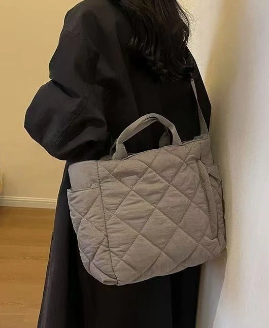 T588-754  Hot-selling handbag - Image 6