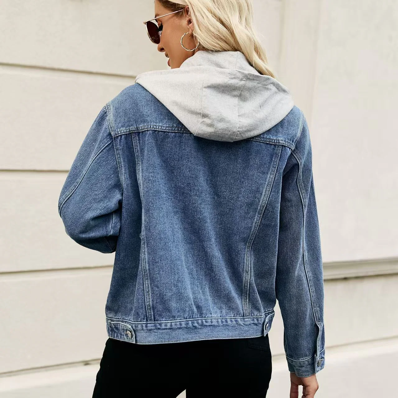 T588-782 Women's outerwear short denim - Image 4