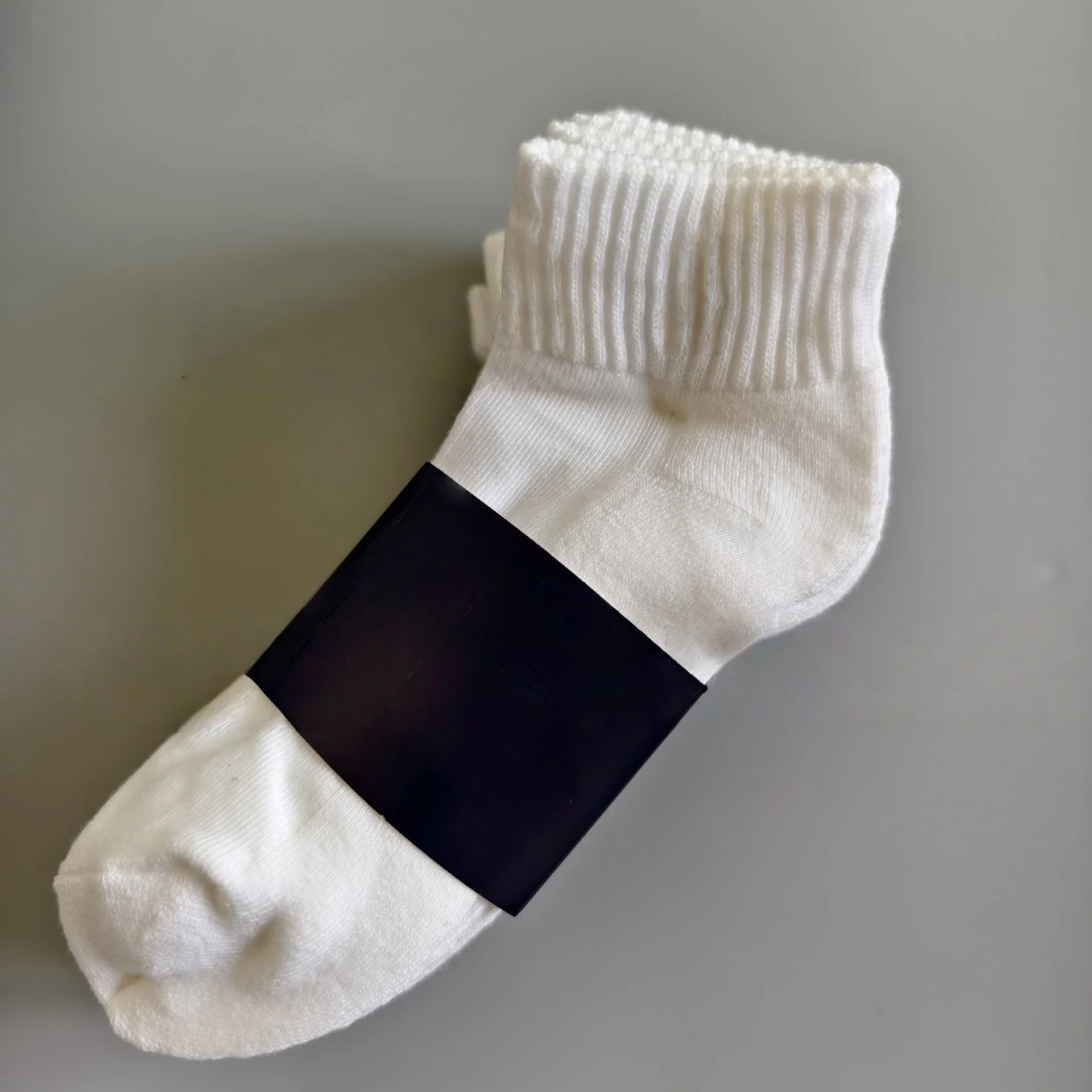 T588-787  Mid tube classic embroidered sports socks - Image 4