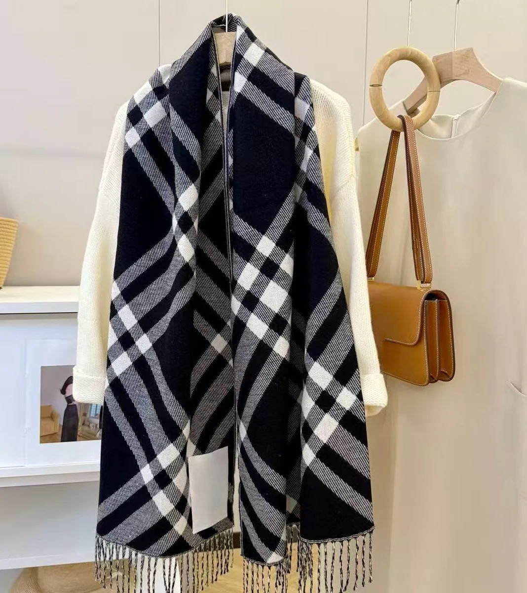 T588-791   Autumn and winter plaid scarf imitation cashmere double-sided thickened plaid - Image 3