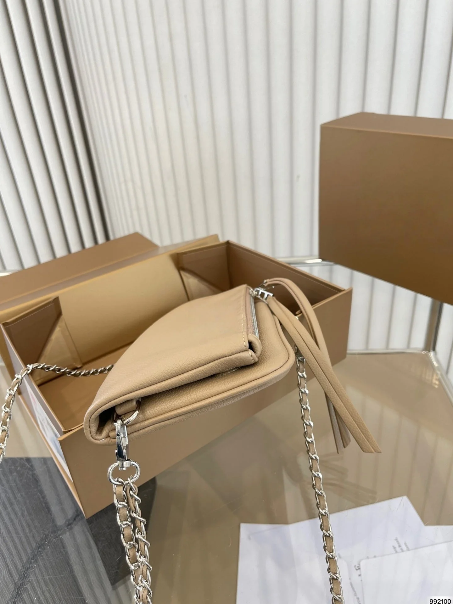 T588-817   Bestselling handbag - Image 6
