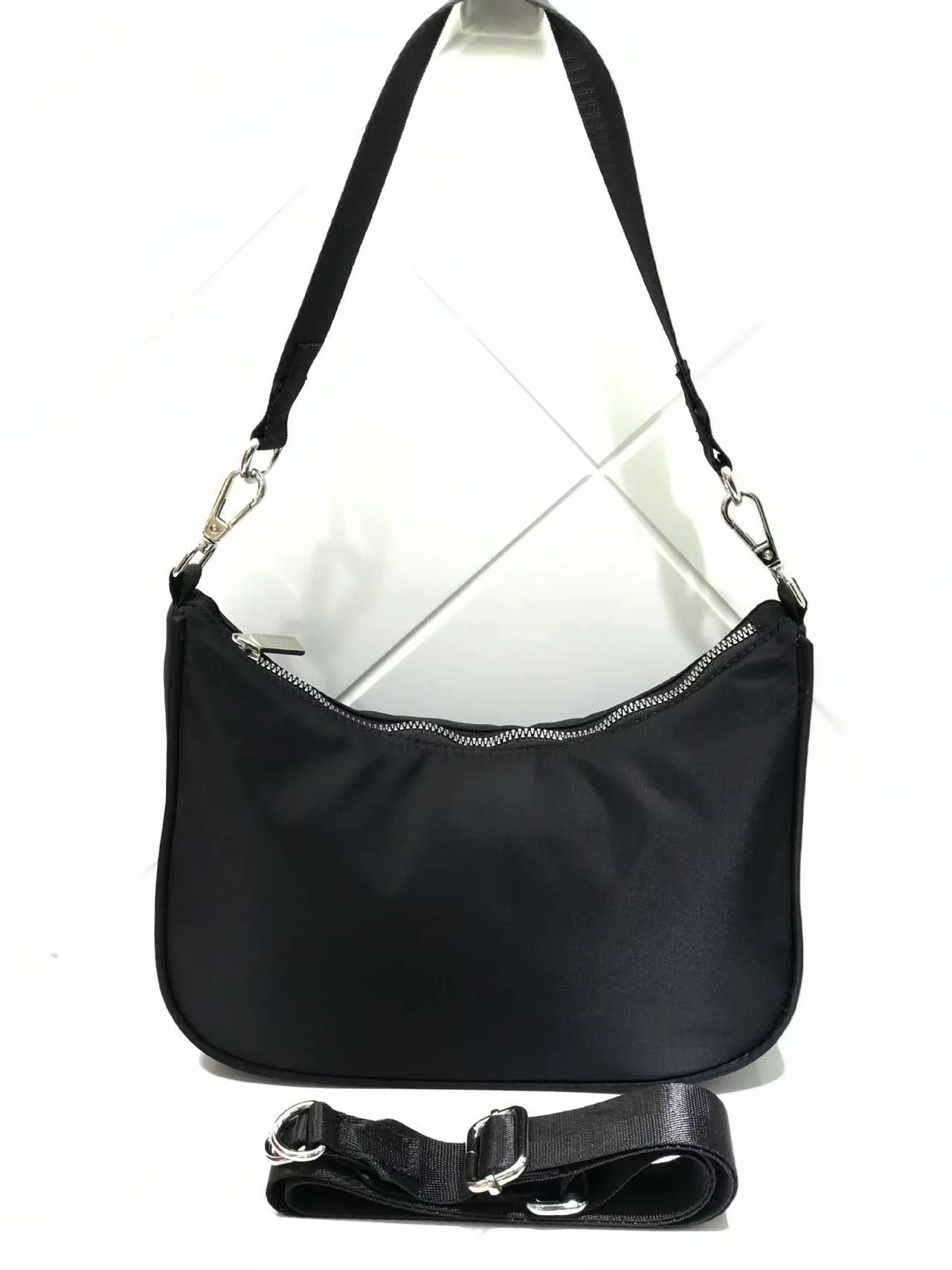 T588-892 Adjustable shoulder and armpit bag with diagonal cross for casual use - Image 6