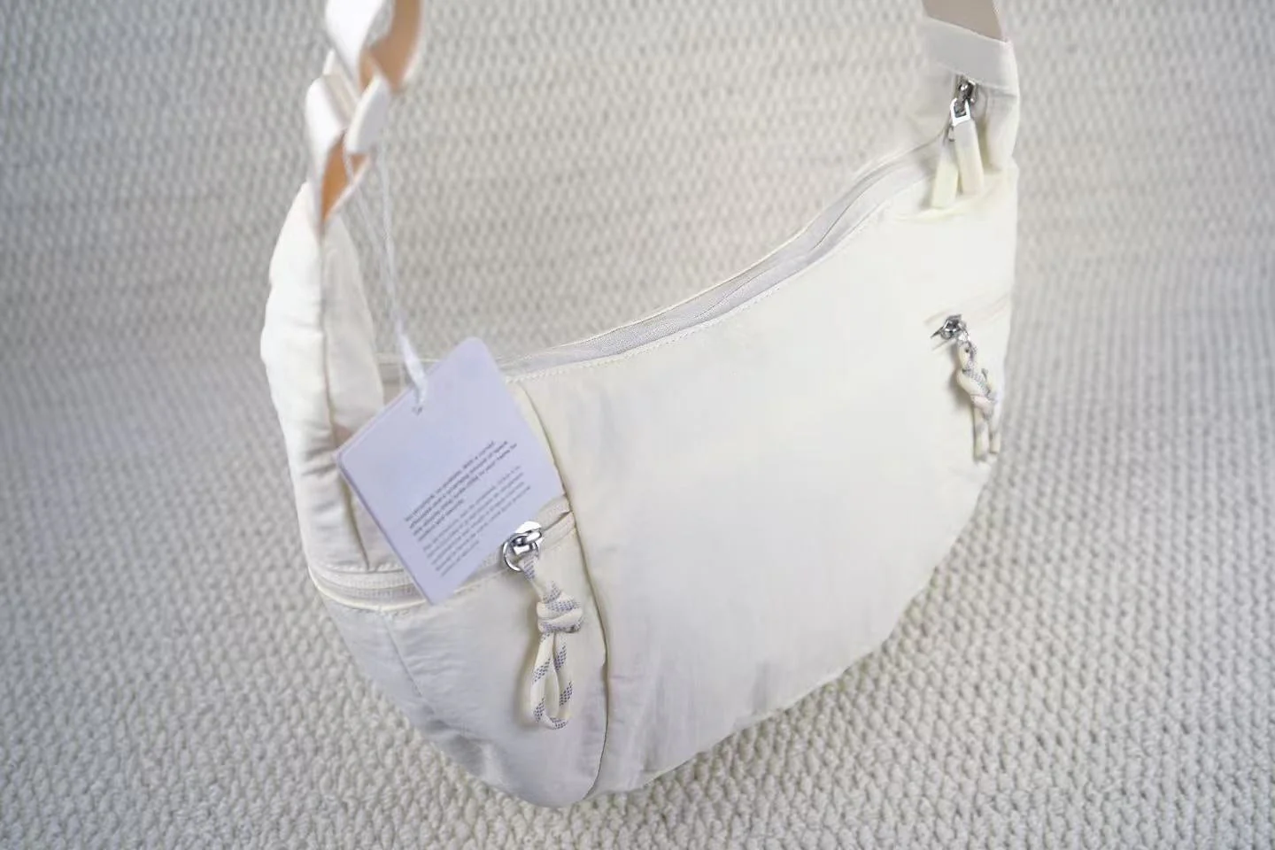 T588-894  Women's diagonal cross bag with cow horns, single shoulder crescent bag - Image 5