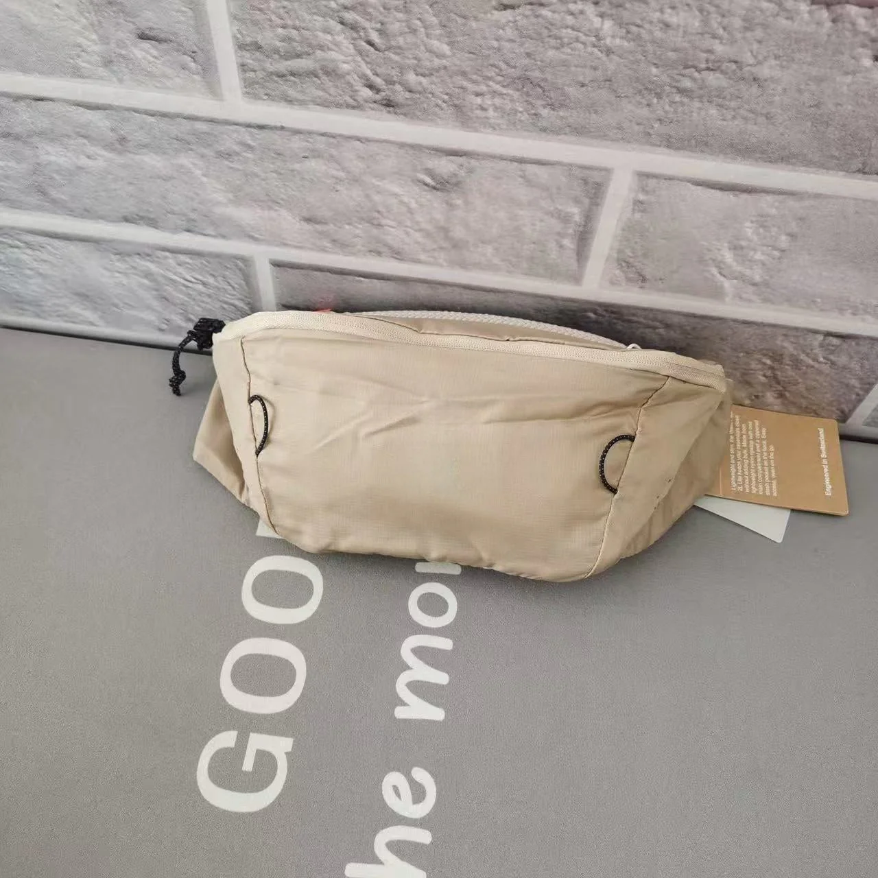 T588-895 Men's and women's sports waist bag waterproof - Image 5