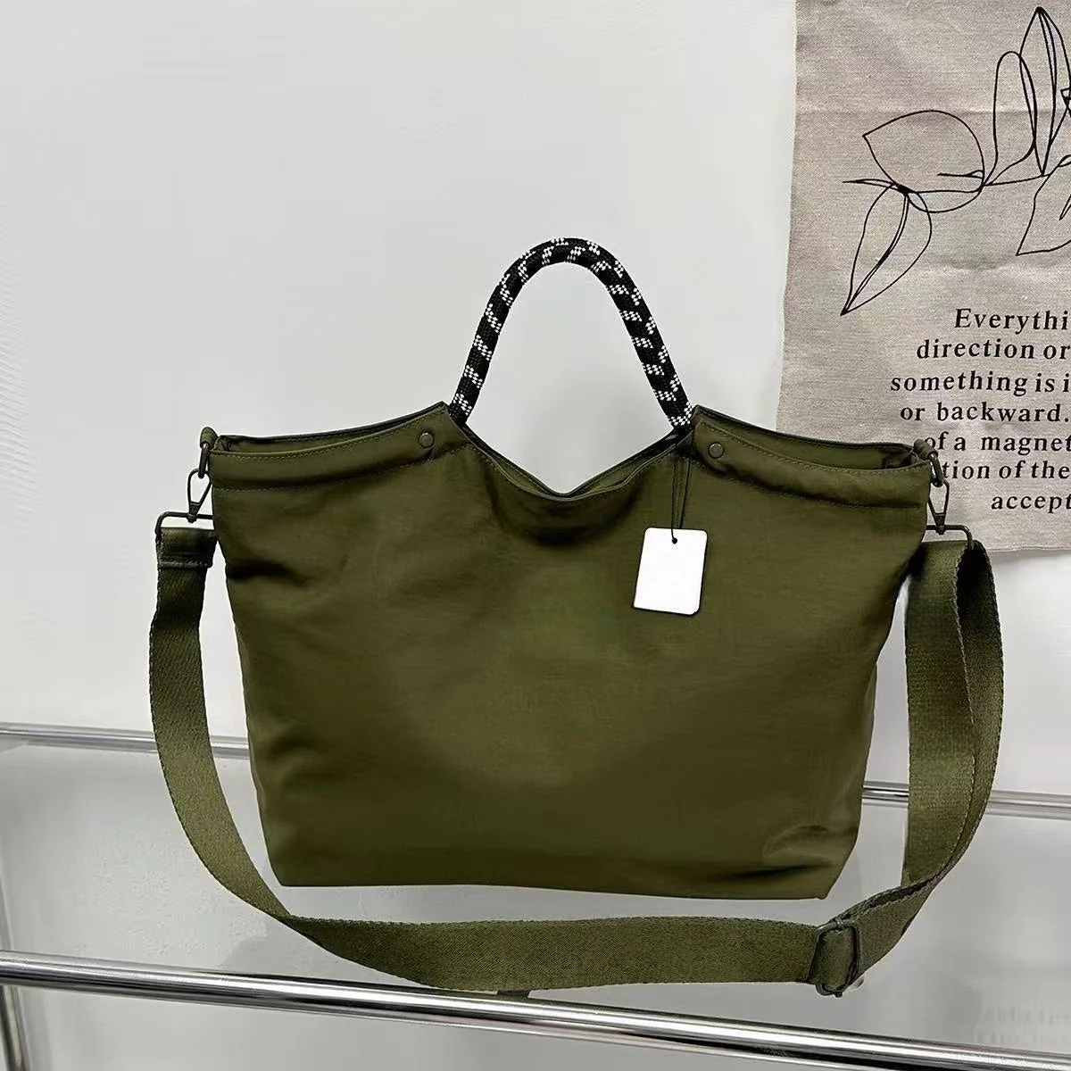 T588-943 Large capacity tote shoulder and armpit handbag - Image 4