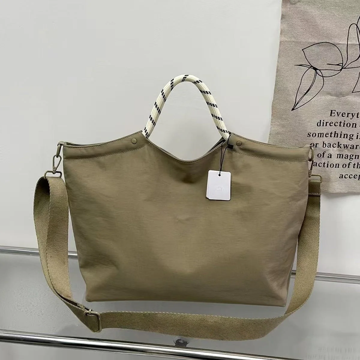 T588-943 Large capacity tote shoulder and armpit handbag - Image 6