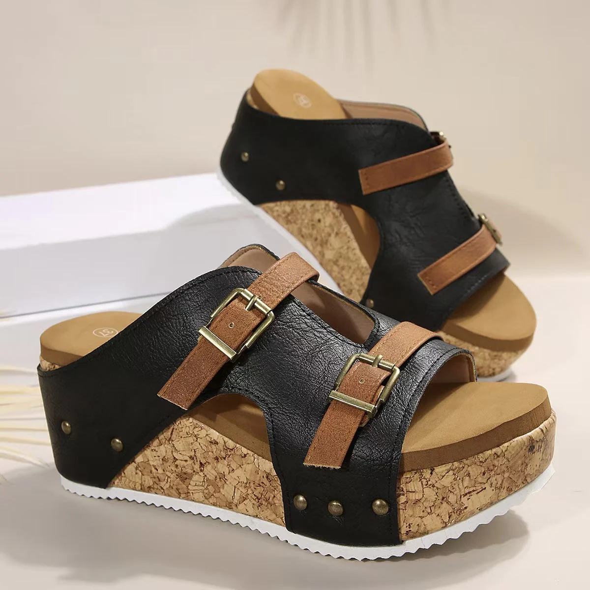 T588-971  Ladies' casual high sole buckle loose shoes - Image 3